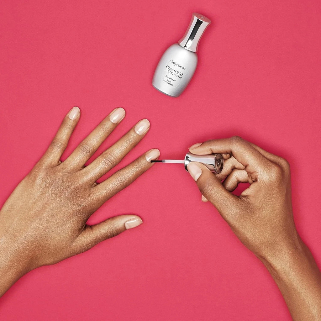 Sally Hansen Diamond Strength Nail Hardener 13.3ml – Matte Top Coat4